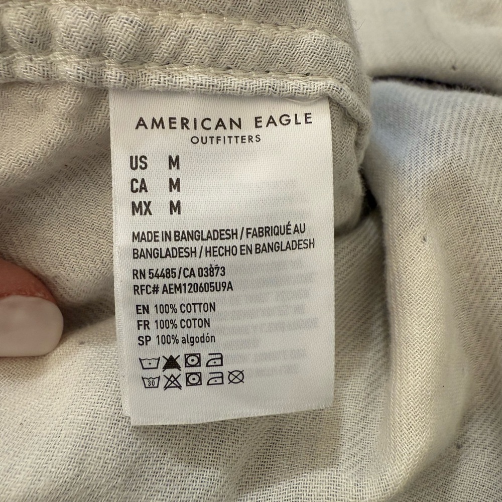 AMERICAN EAGLE Men's Super Soft Everyday Button-Up Black/White Shirt, size M - Picture 7 of 7